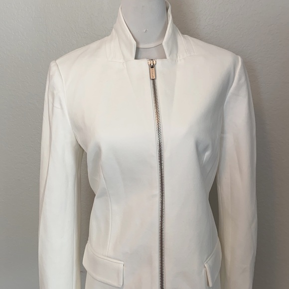 T Tahari Zip-Front Ivory Blazer NWT - Picture 7 of 9
